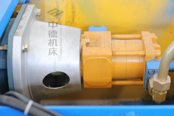 ZDPK-10032采用國內(nèi)一流品牌電機(jī)及油泵，動力強(qiáng)勁，噪音低